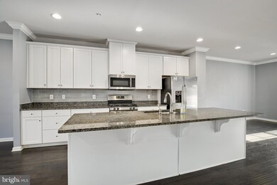 1605 Regent Manor Ct, Silver Spring, MD 20904 - photo 6