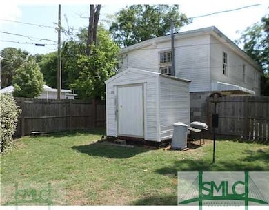 Yard/Garden. Garden shed-- privacy fenced yard