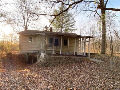 2724 W Bunkertown Rd, Covington, IN 47932 - photo 2