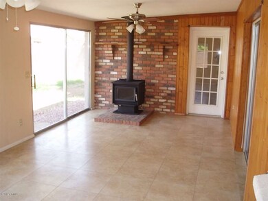 134 W Ivyglen St, Mesa, AZ 85201 - photo 7