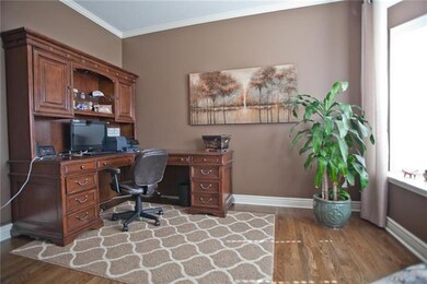 938 Elder Ct, Raymore, MO 64083 - photo 2