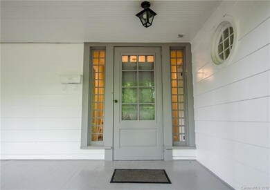 1004 E Broad St, Statesville, NC 28677 - photo 5