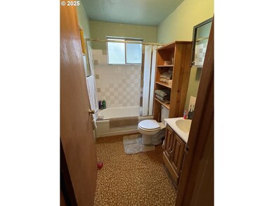 80269 Park Ln, Heppner, OR 97836 - photo 6