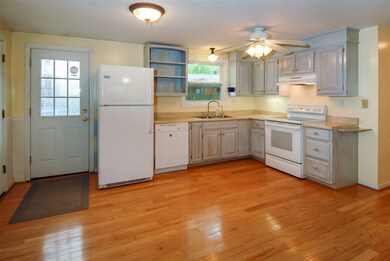 9 Birchwood Ave, Rochester, NH 03867 - photo 7