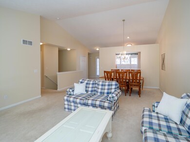 1552 Skylark Circle-109