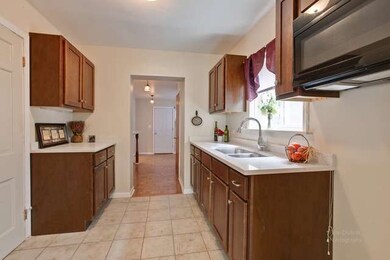 unlisted-address, Westchester, IL 60154 - photo 7