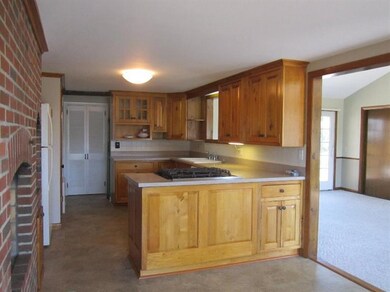 144 School St, West Dennis, MA 02670 - photo 3