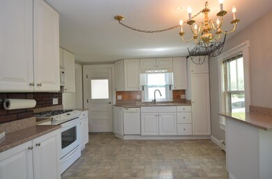 136 Martin Rd, Kittery, ME 03904 - photo 2