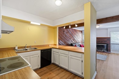 3076 Barley Mills Cir unit 22, Lakeland, TN 38002 - photo 6