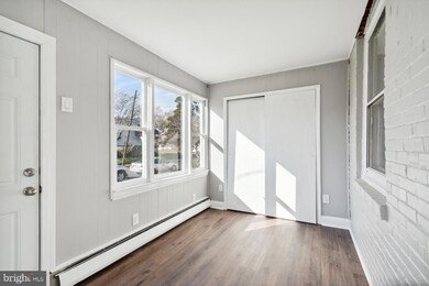 713 Lafayette Ave, Prospect Park, PA 19076 - photo 2