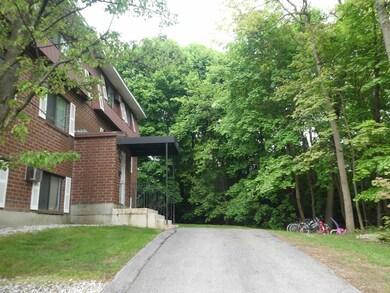 545 Calef Rd unit 22, Manchester, NH 03103 - photo 2