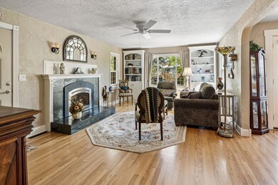 234 SW 9th St, Redmond, OR 97756 - photo 6