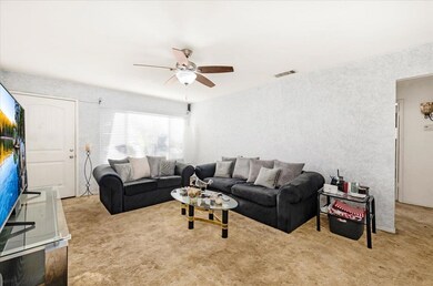 3040 W Hampton Way, Fresno, CA 93722 - photo 6