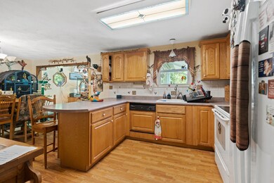 3 W Yellowstone Dr, Londonderry, NH 03053 - photo 6