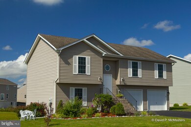 85 Peggy Ct, Bunker Hill, WV 25413 - photo 2