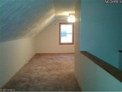 Entry way to upstairs bedroom