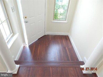 22 Shelburne St, Burlington, NJ 08016 - photo 3