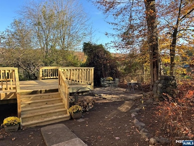 251 Cupsaw Dr, Ringwood, NJ 07456 - photo 3