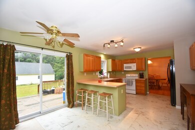 409 Elmwood Ave, Jefferson, MA 01522 - photo 5