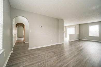 1021 Okatie Dr, Galloway, OH 43119 - photo 4