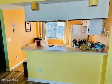 CB Ave kitchen 1