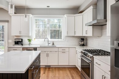 19 Breslin Farm Rd, Stratham, NH 03885 - photo 4