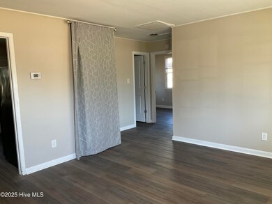 503 Elm St, Jacksonville, NC 28540 - photo 3