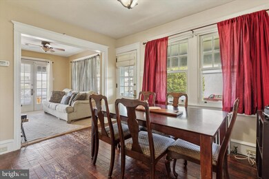 519 Elm St, Pottstown, PA 19464 - photo 5