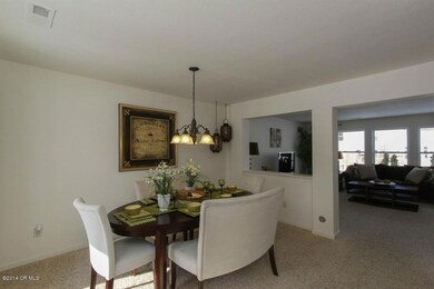 006_Dining Room