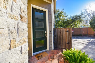 1602 Water Oak Point Dr, Houston, TX 77055 - photo 2