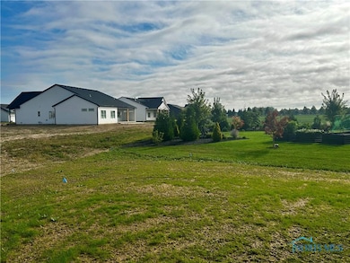 5047 Noah Ln, Oregon, OH 43616 - photo 2