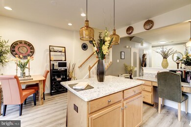 13127 Park Crescent Cir, Herndon, VA 20171 - photo 5