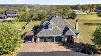 6355 Rockwood Cir N, Sapulpa, OK 74066 - photo 2