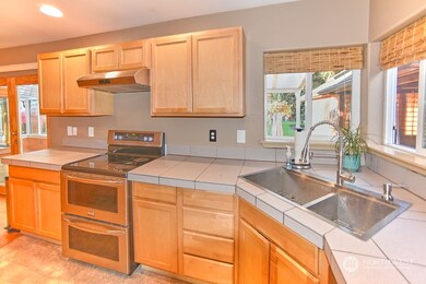133 120th St SE unit B, Everett, WA 98208 - photo 5