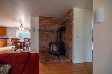 27 Perkins Rd, Londonderry, NH 03053 - photo 5