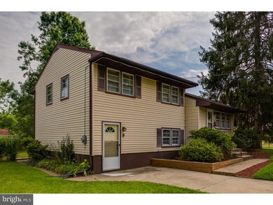 12 Goldy Dr, Gloucester City, NJ 08030 - photo 3