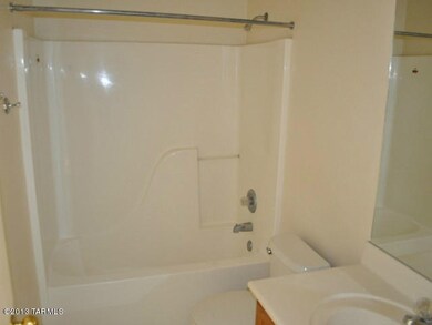 022-221133 BATH 1