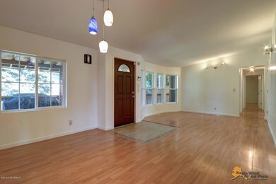 7426 Bern St, Anchorage, AK 99507 - photo 4