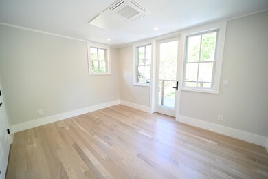 39 Eliot St unit 2, Chestnut Hill, MA 02467 - photo 5