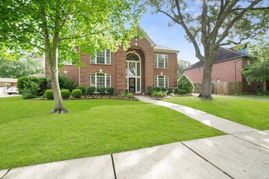 1811 Streamside Dr, Friendswood, TX 77546 - photo 3