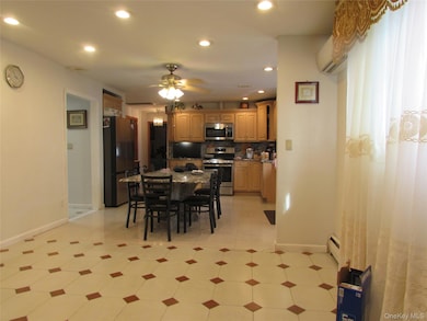 828 Windmill Ave, West Babylon, NY 11704 - photo 2