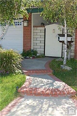 Privacy Gate with Intercom