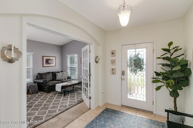 Foyer/Office
