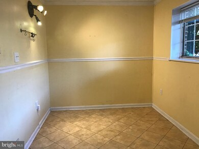 7671 Arbory Ct, Laurel, MD 20707 - photo 7