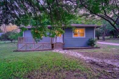 4736 Valley View Cir, Weatherford, TX 76087 - photo 3