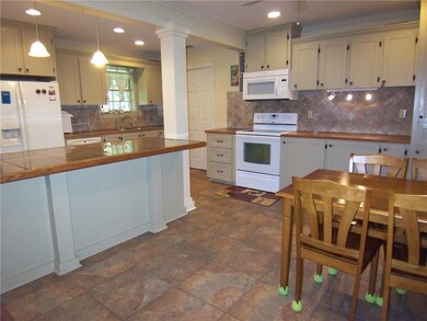 145 Wildwood Dr, Pineville, LA 71360 - photo 5