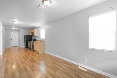 6319 Sayers St, Houston, TX 77026 - photo 3