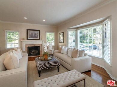 Living room to Fireplace