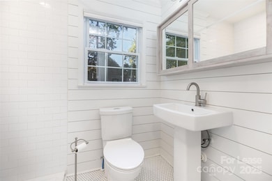 542 Iverson Way, Charlotte, NC 28203 - photo 6