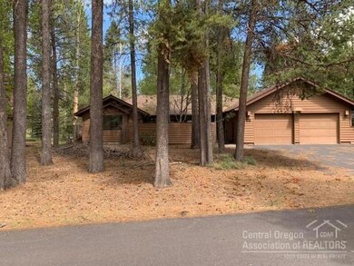 57630 Hart Mountain Ln, Sunriver, OR 97707 - photo 2
